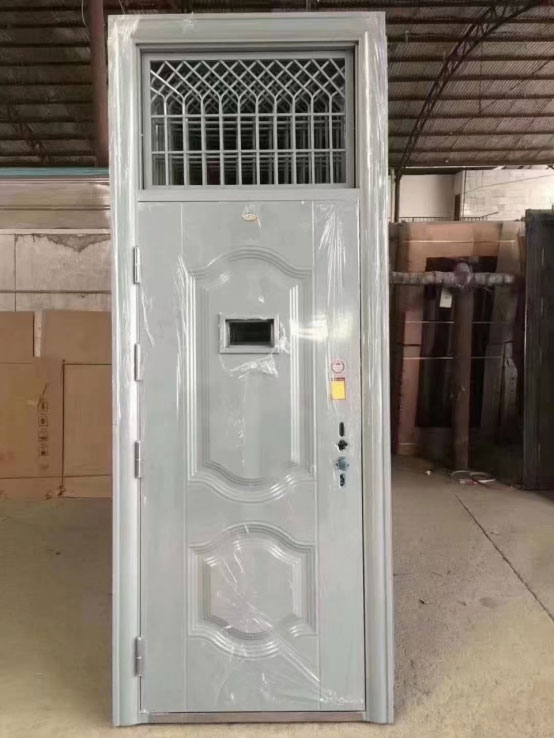 商洛学校教室门