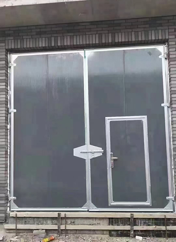 商洛工业平开门在大型设备制造车间的应用实例