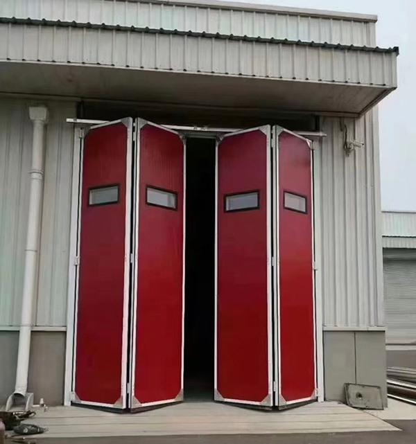 商洛工业折叠门在大型装配车间出入口的应用实例